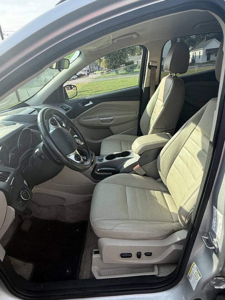 Used 2014 Ford Escape SE w/ Equipment Group 201A FWD image 7