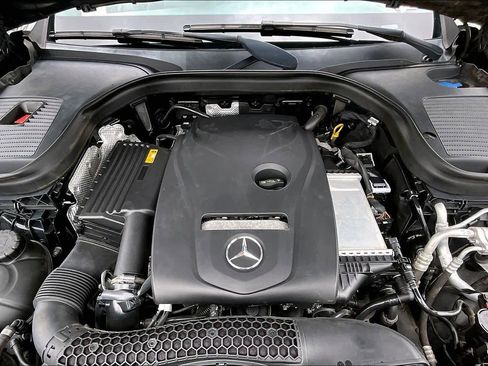 Used 2019 Mercedes-Benz GLC 300 image 29