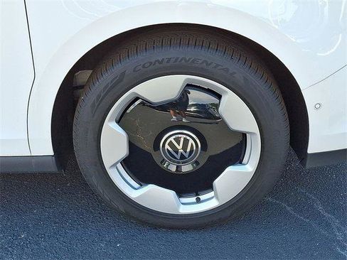 New 2025 Volkswagen ID. Buzz Pro S image 7