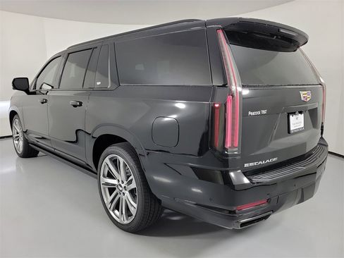 Certified 2026 Cadillac Escalade ESV Sport w/ Touring Package image 3