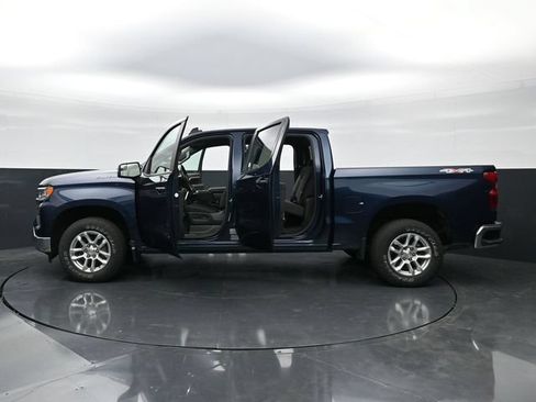 Used 2023 Chevrolet Silverado 1500 LT AWD/4WD image 46