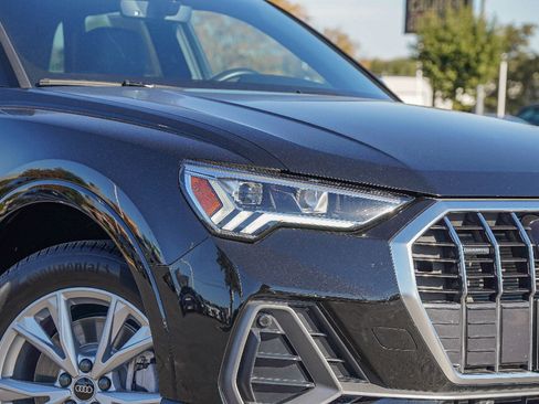 Certified 2025 Audi Q3 2.0T Premium Plus w/ Premium Plus Package image 2