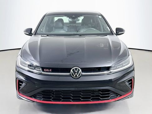 Used 2025 Volkswagen Jetta GLI Autobahn FWD image 2