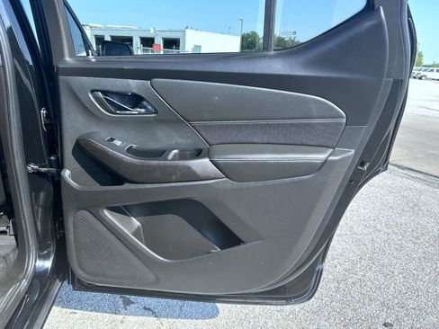 Certified 2023 Chevrolet Traverse Premier w/ Redline Edition AWD/4WD image 19