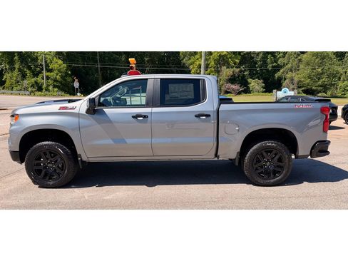 New 2026 Chevrolet Silverado 1500 LT Trail Boss w/ LT Trail Boss Premium Package AWD/4WD image 3
