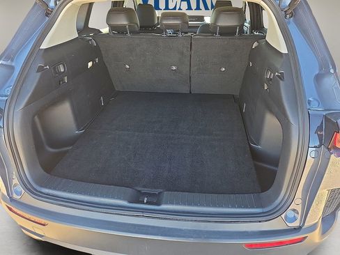 Used 2024 MAZDA CX-50 AWD 2.5 S w/ Preferred Package image 19