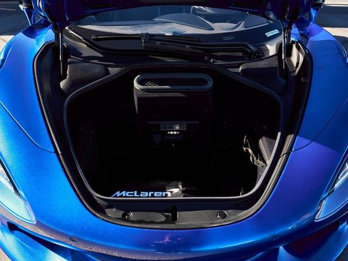 Used 2024 McLaren 750S Spider image 20