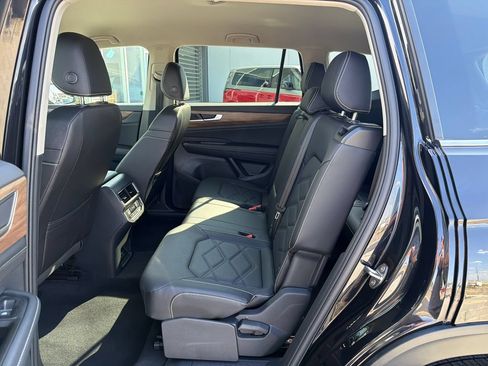 Certified 2026 Volkswagen Atlas SE AWD/4WD image 14