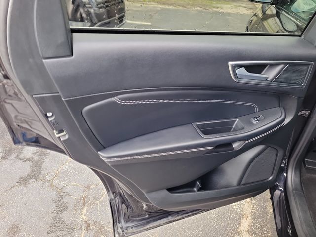 Used 2024 Ford Edge Titanium AWD/4WD image 15
