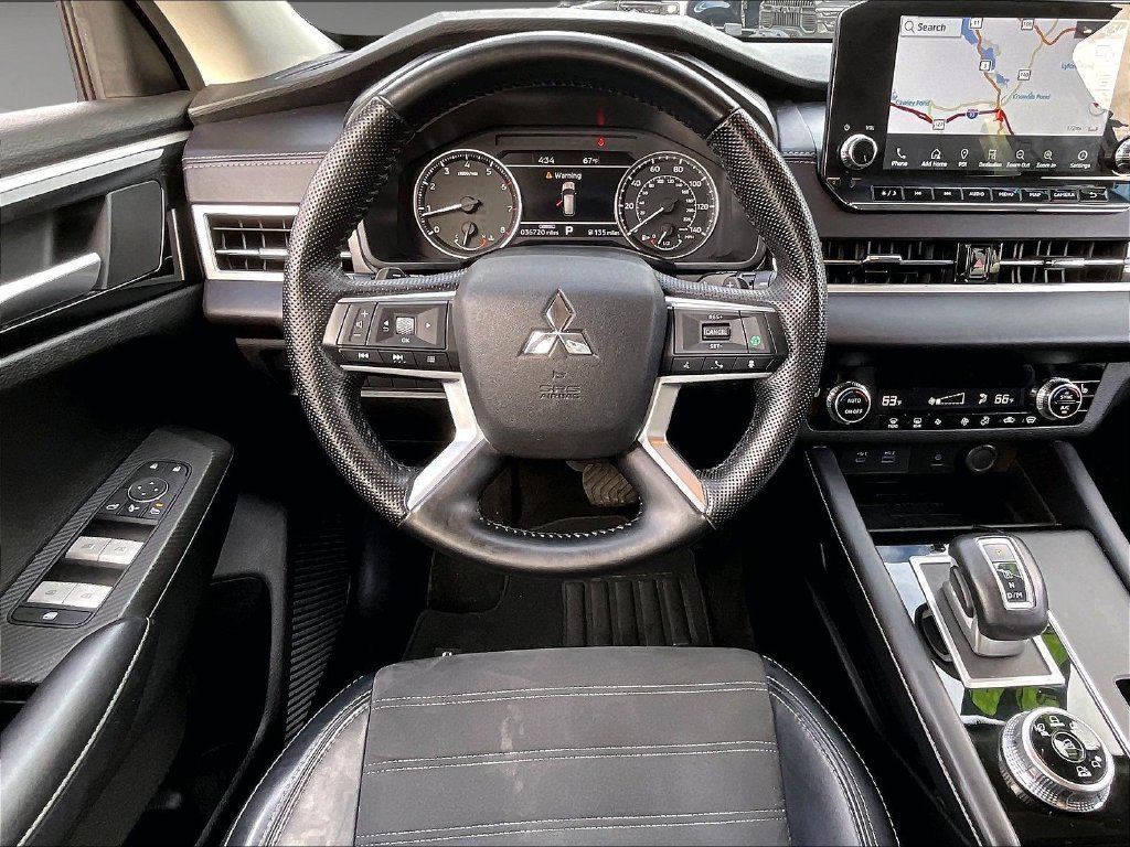 Used 2024 Mitsubishi Outlander SE AWD/4WD image 17