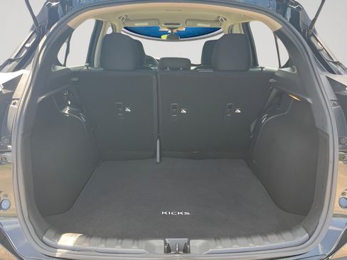 Used 2024 Nissan Kicks S FWD image 7