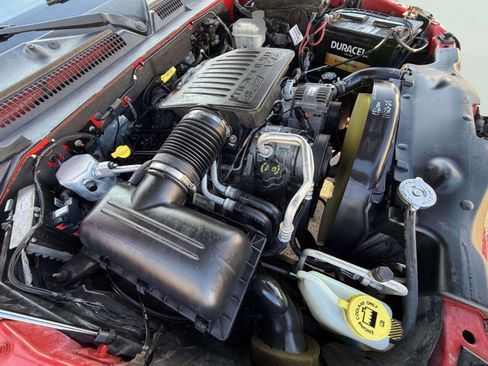 Used 2005 Dodge Dakota SLT image 25