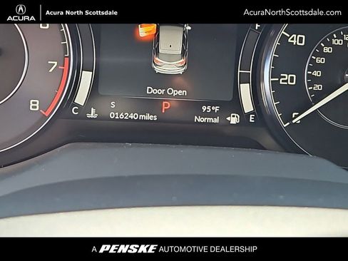 Used 2023 Acura RDX AWD w/ Advance Package image 8