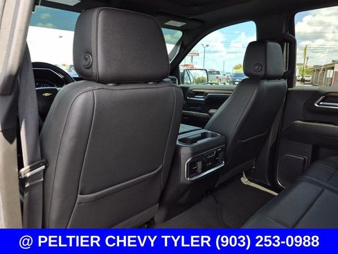 Used 2023 Chevrolet Silverado 1500 High Country w/ Technology Package AWD/4WD image 41