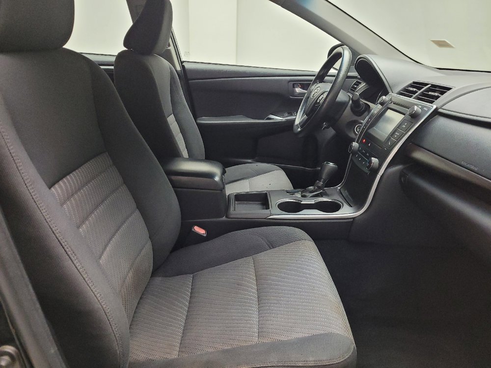 Used 2017 Toyota Camry LE FWD image 21