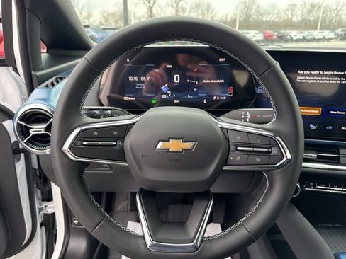 New 2026 Chevrolet Equinox EV LT FWD image 21