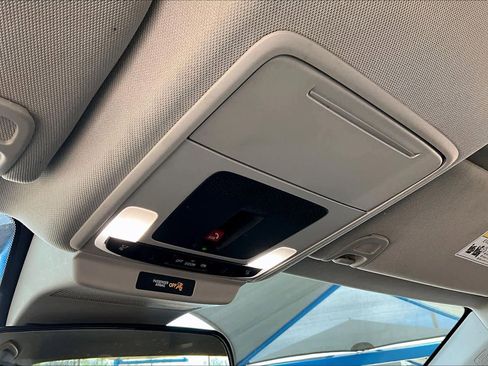 Used 2023 Honda Accord LX image 31