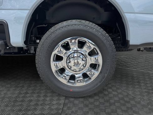 New 2026 Ford F250 King Ranch w/ Chrome Package AWD/4WD image 17