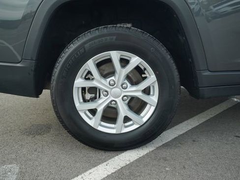 Used 2023 Jeep Grand Cherokee L Limited image 44