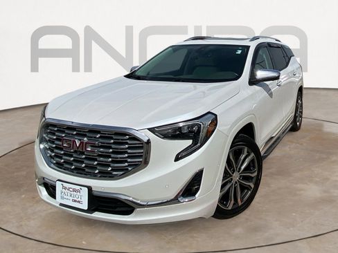 Used 2020 GMC Terrain Denali w/ Denali Premium Package image 6