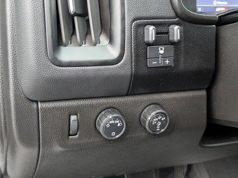 Used 2021 Chevrolet Colorado ZR2 w/ ZR2 Dusk Special Edition image 21