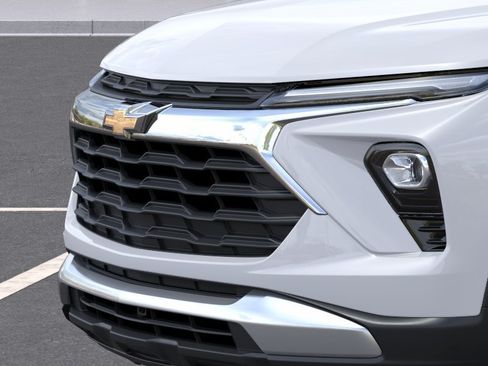 New 2026 Chevrolet TrailBlazer LT w/ Convenience Package FWD image 13