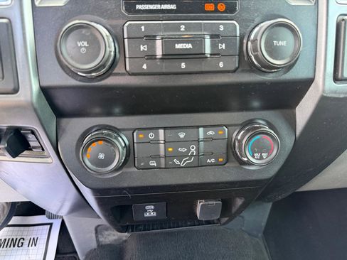 Used 2022 Ford F250 XLT image 16