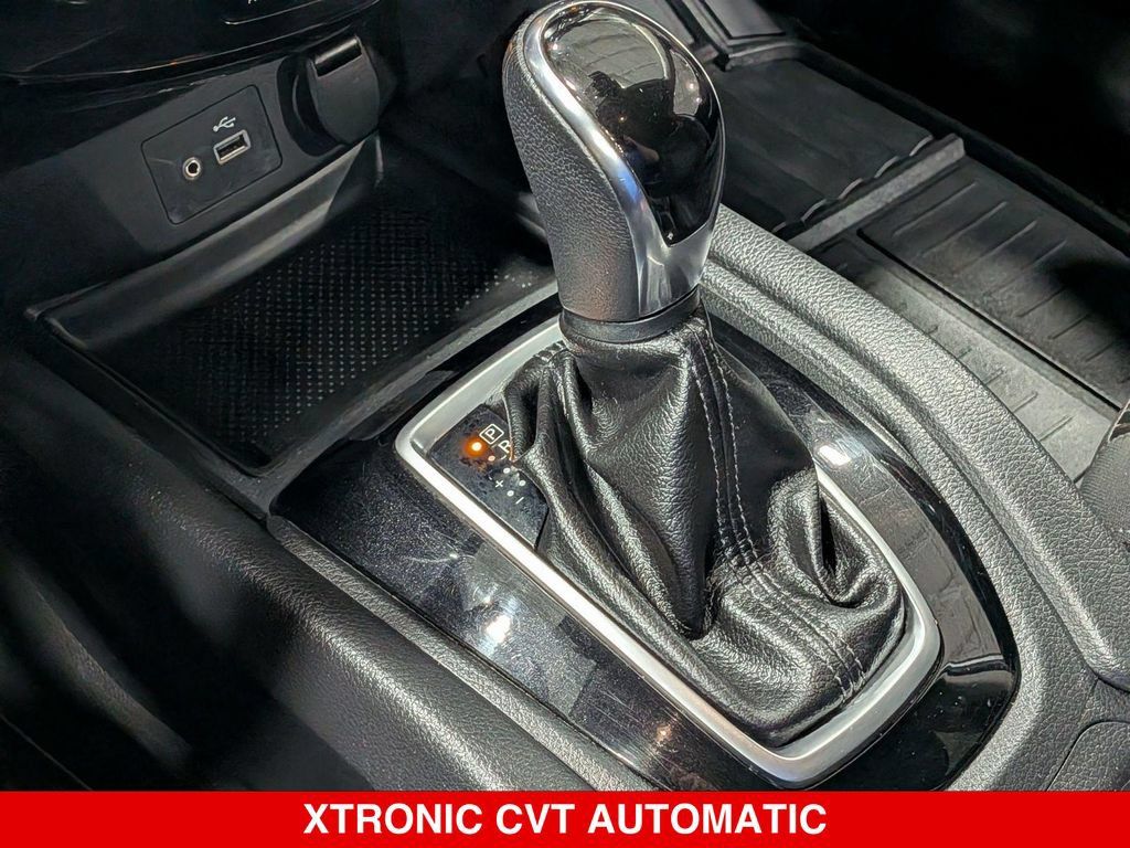 Used 2020 Nissan Rogue SV AWD/4WD image 20