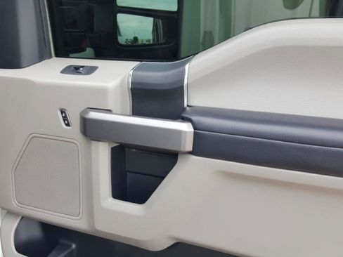 Used 2019 Ford F250 XLT AWD/4WD image 23