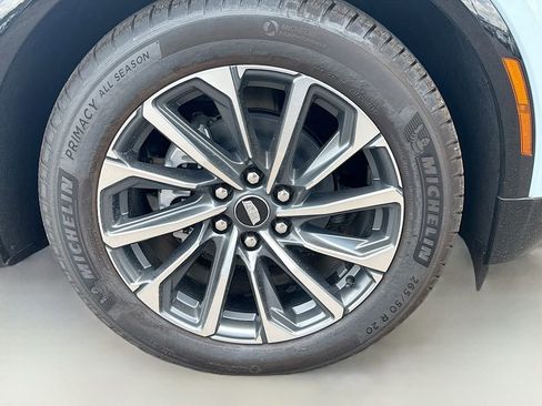 New 2025 Cadillac Lyriq Sport image 32