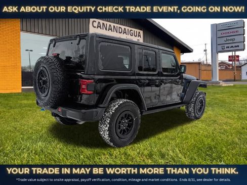 Used 2023 Jeep Wrangler Unlimited Rubicon 4xe AWD/4WD image 11