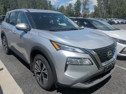 Certified 2022 Nissan Rogue SV AWD/4WD image 3