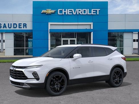 New 2026 Chevrolet Blazer LT image 2