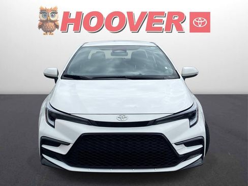 Used 2026 Toyota Corolla SE FWD image 5
