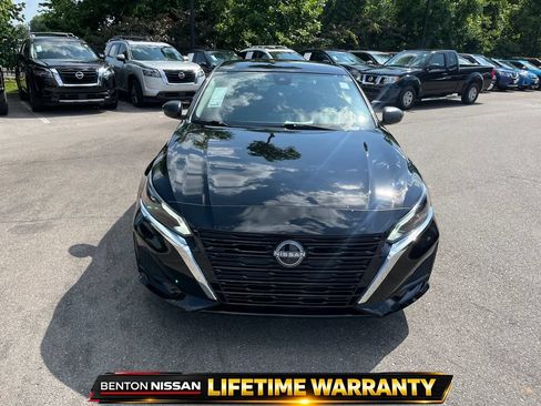 Certified 2025 Nissan Altima 2.5 S FWD image 9