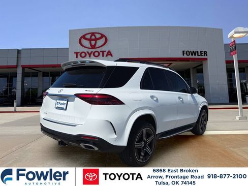 Used 2024 Mercedes-Benz GLE 580 4MATIC image 5