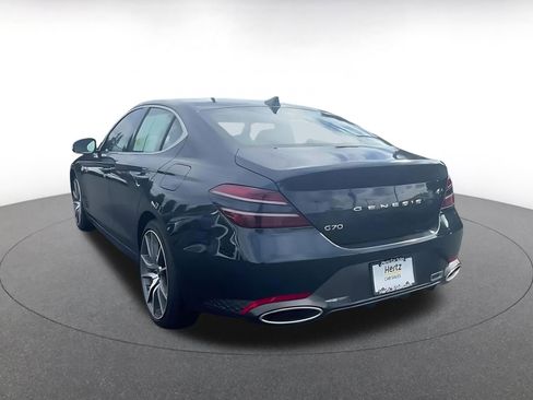 Used 2025 Genesis G70 2.5T image 11