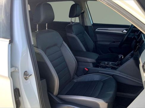 Used 2022 Volkswagen Atlas SEL Premium image 7