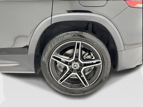 Used 2023 Mercedes-Benz GLB 250 image 11