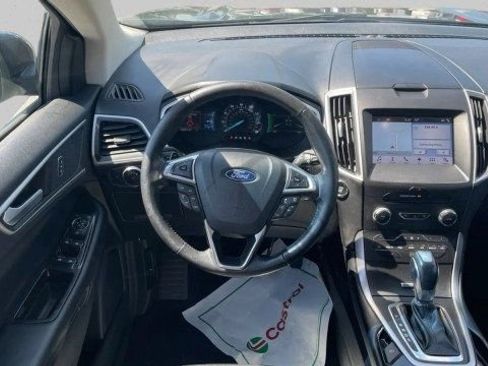 Used 2018 Ford Edge SEL w/ Equipment Group 201A FWD image 16