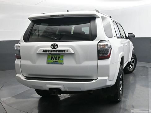 Used 2021 Toyota 4Runner SR5 image 5