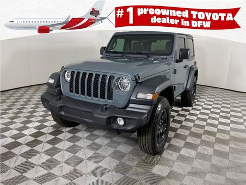Used 2025 Jeep Wrangler Unlimited Sport AWD/4WD image 1