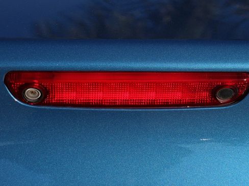 Used 2023 Chrysler 300 Touring w/ Sport Appearance Package image 39