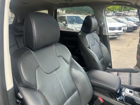 Used 2024 Kia Telluride EX AWD/4WD image 35