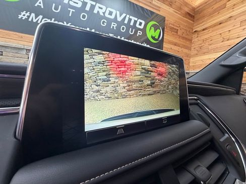 Used 2023 GMC Yukon SLT AWD/4WD image 22