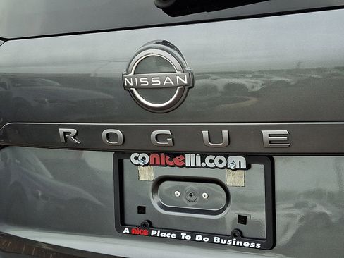 Used 2024 Nissan Rogue SV AWD/4WD image 30