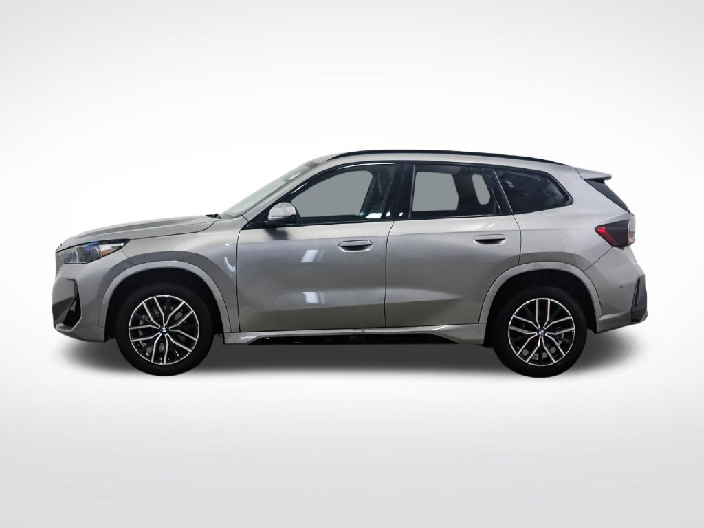 Used 2024 BMW X1 xDrive28i w/ M Sport Package AWD/4WD image 2