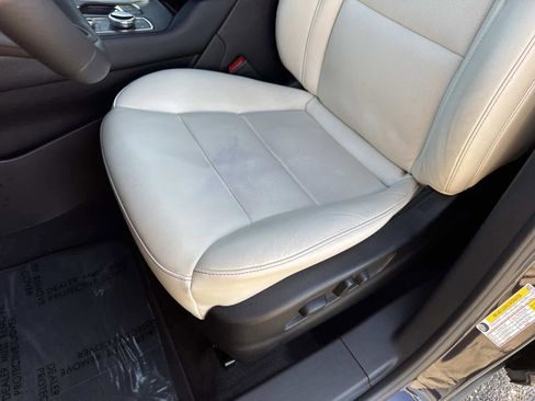 Used 2022 Cadillac XT4 Sport w/ Comfort Package image 20