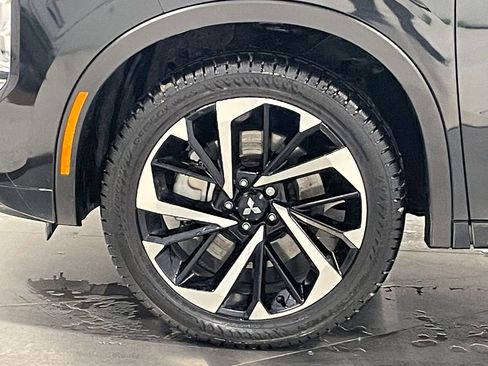 Used 2024 Mitsubishi Outlander SEL image 17