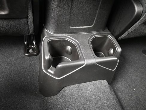 Used 2024 Jeep Gladiator Sport w/ Premium Package image 32